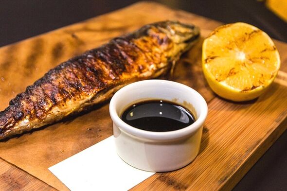 Ikan bakar dengan saus jahe akan memuaskan rasa lapar dan meningkatkan potensi pria